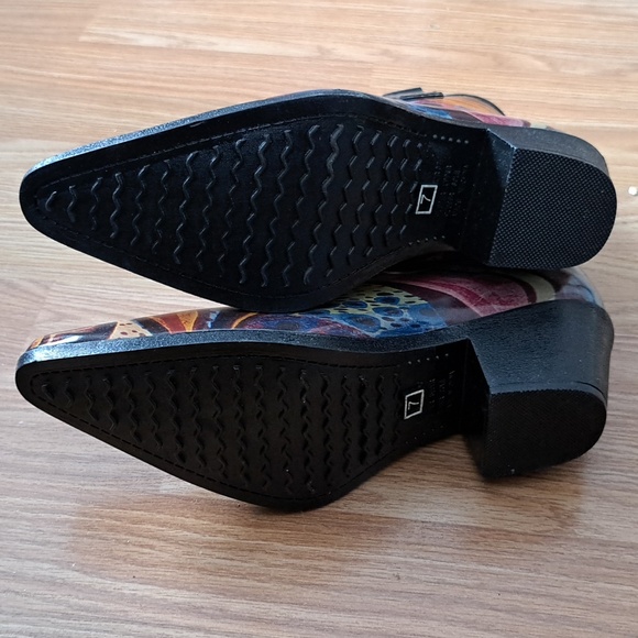 NOMAD Short yippy Cowboy Rain Boots Abstract Size 7 - Picture 6 of 6